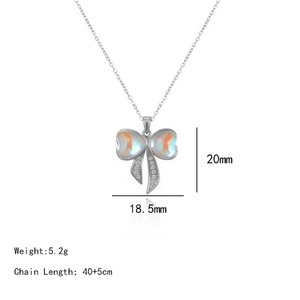 Collier en cristal anti-ternissement Resoul avec pendentif fleur délicat et tendance, bijoux de mode en gros pour femmes - Product Image 5
