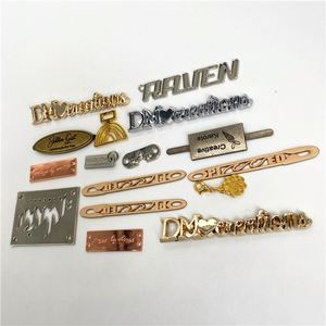 Étiquettes métalliques personnalisées de haute qualité avec nom de marque gravé, étiquettes de vêtements, logos métalliques pour vêtements - Product Image 2