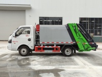 Camion compacteur de déchets mini 4x2 de haute qualité fabriqué en Chine à vendre, véhicule de collecte des déchets efficace pour les zones résidentielles