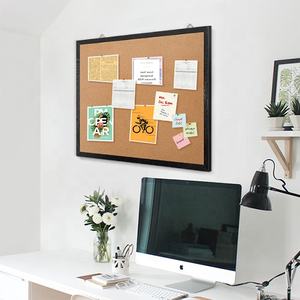 Bacheca bacheca in sughero con cornice in legno nero - Product Image 5