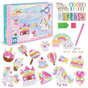 Fait à la main plein diamant PVC Carton pendentif porte-clés transfrontalier bricolage décoratif Puzzle perceuse jouet <span class=keywords><strong>pour</strong></span> enfants <span class=keywords><strong>dessin</strong></span> animé autocollants - Product Image 5