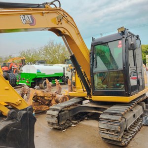 Escavatore Cat 307E2 Potente da 7 Tonnellate con Idraulica a Risparmio di Carburante, Forza di Scavo Superiore e Affidabilità Cat Ineguagliabile per Ogni Lavoro - Product Image 2