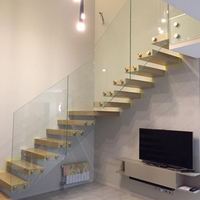 Escalier flottant en verre trempé personnalisé pour intérieur