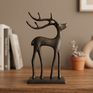 Escultura de Ciervo Metálica, Decoración Navideña Moderna, Adorno para Chimenea, Figura Decorativa Hecha a Mano - Product Image 4