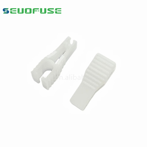 Mini fusibles à lame de <span class=keywords><strong>voiture</strong></span> Standard de haute qualité extracteur de <span class=keywords><strong>fusible</strong></span> à lame automatique/<span class=keywords><strong>pince</strong></span> à <span class=keywords><strong>fusible</strong></span>/outil de <span class=keywords><strong>fusible</strong></span> <span class=keywords><strong>pince</strong></span> de retrait de <span class=keywords><strong>fusible</strong></span> de <span class=keywords><strong>voiture</strong></span> blanc - Product Image 6