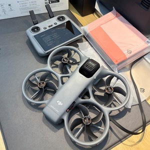 DJI Avata 360 (DJI RC 2) Dron Panorámico No Tripulado con Transmisión de Video Profesional Estabilizada de 8K y Alcance de 20 km - Product Image 6