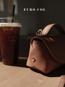Bolsos de Noche de Lujo de Cuero TC con Cierre Giratorio Mini, Elegantes, para Pedidos al por Mayor de Fábricas de Artículos de Cuero y Proveedores de Boutiques - Product Image 3