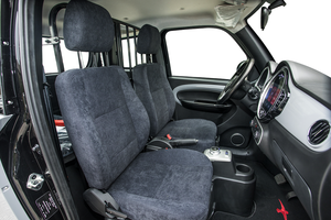 Véhicule électrique quatre places pour adultes, petit modèle, quatre roues, autonomie 101 à 200 km, vente en gros - Product Image 6