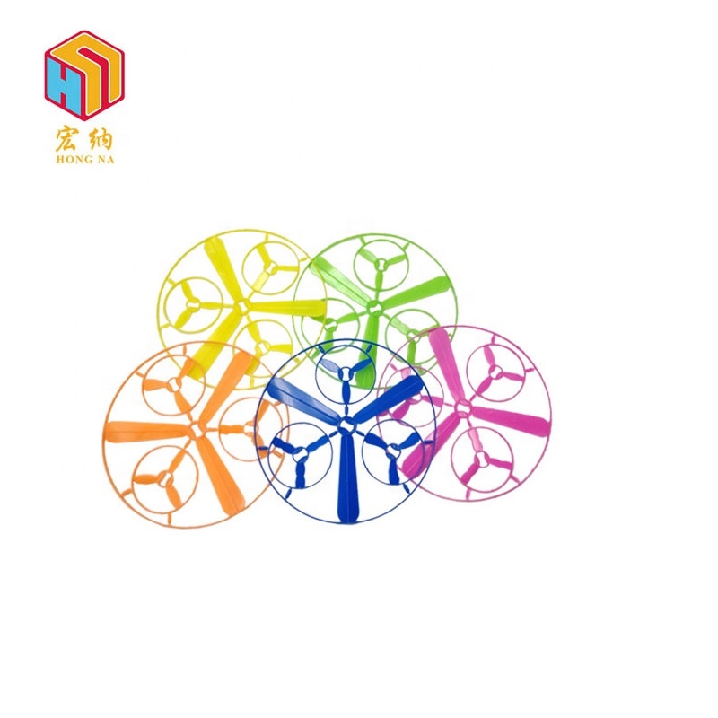 Классические игрушки, красочная пластиковая летающая тарелка, игрушка со сладкими конфетами