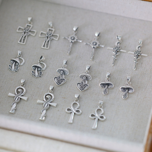 Оптовая продажа, <span class=keywords><strong>925</strong></span> античный серебряный крест и цветок, подвеска с простым дизайном, аксессуар для изготовления ожерелий, изысканные украшения - Product Image 3