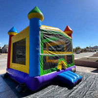 Château gonflable Castillo 13x13 avec souffleur et livraison maritime