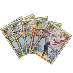 Anime 60 piezas 67x92mm <span class=keywords><strong>Musha</strong></span> Frieren Cubiertas Holográficas de PVC para Tarjetas TCG/PKM de Tamaño Estándar, Bonitas Tarjetas de Anime con Reverso de Lámina Arcoíris - Product Image 2