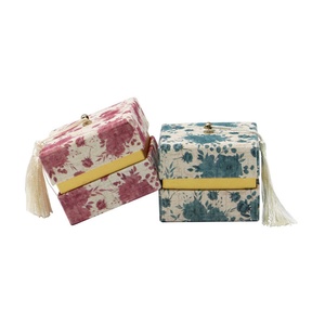 Hot Sale Custom <b>Floral</b> Flannel Jewelry <b>Box</b> Recyclable Heaven and Earth Cardboard Gift Packaging - Product Image 5