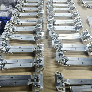 Usinage CNC personnalisé de haute précision Pièces en aluminium anodisé Fraisage à 5 axes Tournage Fabrication d'accessoires de moto - Product Image 3