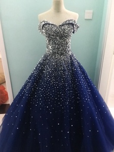 Abiti da Ballo di Lusso Personalizzati su Misura/Colore OEM con Spalle Scoperte e Perline Pesanti per Quinceañera e Diciottesimo Compleanno - Product Image 5