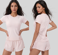 Nouveaux ensembles de sport pour femmes, t-shirt léger en spandex respirant avec empiècements en mesh sur les côtés, shorts légers à séchage rapide, pour le yoga et l'entraînement estival