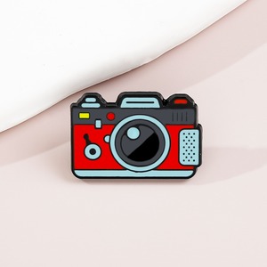 Insignia <span class=keywords><strong>de</strong></span> Metal <span class=keywords><strong>para</strong></span> cámara Vintage, bonito billete <span class=keywords><strong>de</strong></span> avión, accesorios <span class=keywords><strong>de</strong></span> joyería <span class=keywords><strong>de</strong></span> aleación, decoración con tema cruzado, Pin <span class=keywords><strong>de</strong></span> Anime, Material <span class=keywords><strong>de</strong></span> latón suave - Product Image 5