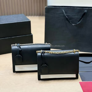 Bolsos de Hombro y Bandolera de Lujo para Mujer, Estilo Casual, Cadena de Latón Yv, Diseño Cuadrado, para Otoño e Invierno - Product Image 1