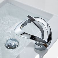 Robinet de lavabo moderne de luxe 2024, robinet de salle de bain en laiton à poignée unique, robinet de cascade pour hôtels