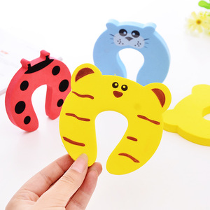 5 pz/lotto sicurezza del bambino per la protezione dei mobili appena nati tappo della <span class=keywords><strong>porta</strong></span> della carta di sicurezza Cute Animal Care Child Lock Finger Protector - Product Image 6