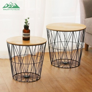 Wayon - Elegantes mesas de centro negras y doradas, estructura metálica moderna con tapa de cristal transparente - Product Image 2