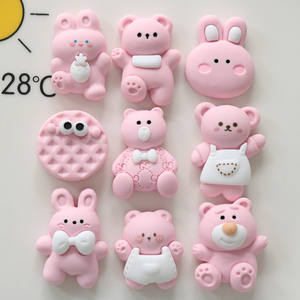 ピンクと白のアクセサリーピンロープDIY手作り素材靴バックル衣類パッチノース13ビーズプラスチック樹脂チャーム - Product Image 1