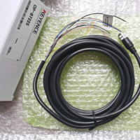 En stock Câble de commande KEYENCE OP-87224 OP-87225 OP-87226 pour lecteur de codes-barres industriel SR-1000