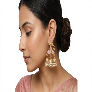 Aretes de Moda con Baño de Oro y Piedras de Moissanita de Alta Calidad, Estilo Tradicional para Fiestas y Bodas - Product Image 2