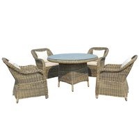 Ensemble table et chaises de salle à manger de jardin en rotin de luxe personnalisé mobilier d'extérieur pour patio de restaurant