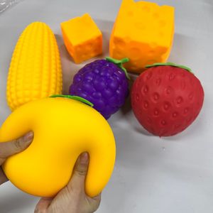 Juguete Sensorial de Espuma PU con Apariencia Realista de Fruta, Antiestrés, No se Rompe Fácilmente, para Niños Autistas - Product Image 3