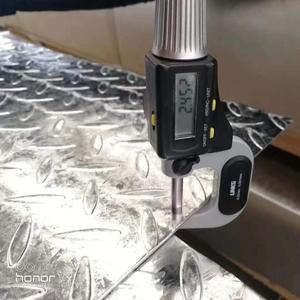 Lamiera in Acciaio Zincato Laminato a Caldo A36 St37-2 A56 di Alta Qualità, Conforme a JIS AISI ASTM, Adatta per Saldatura e Piegatura, Taglio Facile, per Costruzioni Navali - Product Image 1