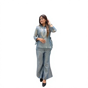 ESTA TEMPORADA DE FESTIVALES, PRUEBA NUESTRO CONJUNTO DE CAMISA Y PANTALÓN DE DISEÑO CON BORRACHERA DE TELA BORDADA A MANO - Product Image 1