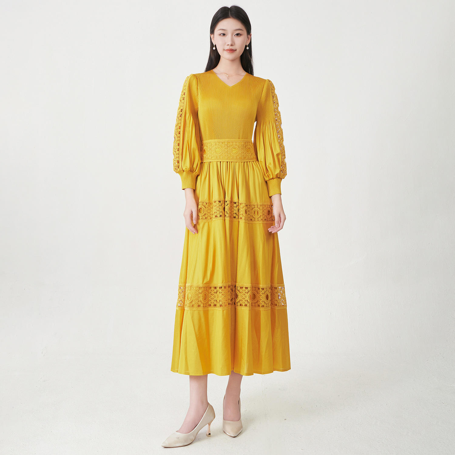 สีเหลือง