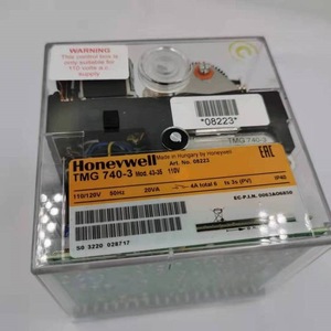 Contrôleur de Combustion Honeywell Tmg740 3 Mod 43 36, 240 V, 16 I/O, Mémoire Flash, Interface Modbus, Utilisation Industrielle - Product Image 2