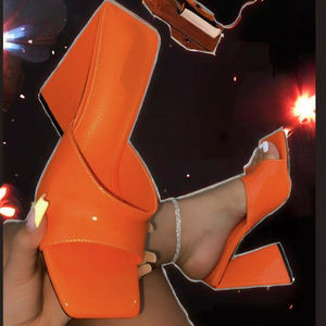 Sandales à talons fins élégantes pour femmes en PU populaires printemps automne été bout carré à enfiler décontractées - Product Image 2