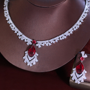 Precioso Conjunto de Joyería de Circonia Cúbica Roja, Collar y Aretes, para Novia, Banquete, Fiesta, Compromiso, Joyería de Lujo para Mujer - Product Image 5