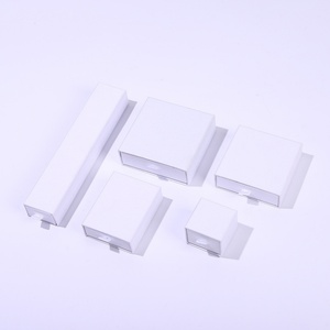 Boîte de rangement pour bijoux avec logo personnalisé, boîte en papier de type tiroir personnalisable, fabrication directe d'usine, pour collier, emballage cadeau en éponge - Product Image 4