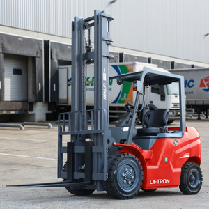 Chariot élévateur contrepoids électrique au lithium Liftron série DE CPD30 de 3 tonnes pour entrepôts d'entretien et de distribution, utilisation intérieure/extérieure - Product Image 1