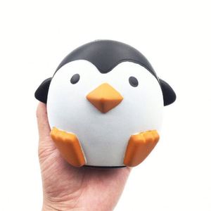 ของเล่นเพนกวินน้อยน่ารักทำจากโฟม PU บีบเล่นคลายเครียด รับทำโลโก้ตามสั่ง ของขวัญส่งเสริมการขาย ของเล่นฟิดเจ็ต ลูกบอลบีบคลายเครียด - Product Image 6