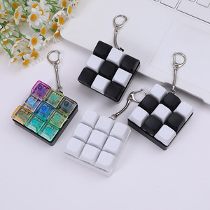 Llavero Fidget con Teclas de Teclado, Juguete Antiestrés para Aliviar el Estrés y Pasar el Tiempo para Adultos - Product Image 1