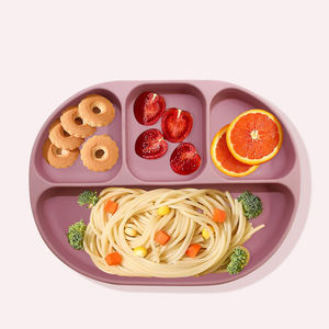 Assiette d'apprentissage multifonctionnelle en silicone à 4 compartiments avec ventouses faciles à fixer, ensemble de vaisselle rectangulaire pour enfants - Product Image 2