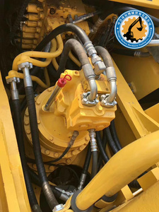 Excavadora Komatsu PC400-7 Usada de Trabajo Pesado con Pocas Horas de Uso en Venta - Product Image 4