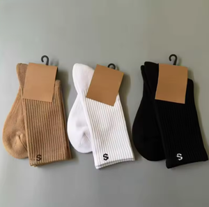 Chaussettes Athlétiques Blanches Sans Marque, Faible MOQ, Logo Personnalisé, Tissu Extensible Doux pour la Peau, Chaussettes Mi-Mollet pour le Sport, la Gym, le Basketball et le Quotidien - Product Image 2