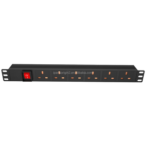 Unité de distribution d'alimentation (PDU) 1U 19 pouces, 6 voies, modulaire, 10 ampères, avec options de prises UK pour armoire réseau de centre de données - Product Image 6