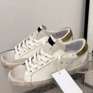 Zapatillas de Diseño Antideslizantes Blancas de Alta Calidad, Cómodas, Estilo Skate, Doradas, para Caminar, a la Moda - Product Image 6