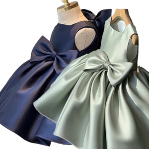 Le neonate vestono il primo <span class=keywords><strong>anno</strong></span> di compleanno della ragazza di fiori della principessa <span class=keywords><strong>vestito</strong></span> in camicia da spettacolo di pianoforte senza maniche <span class=keywords><strong>vestito</strong></span> Tutu solido con fiocco grande - Product Image 1