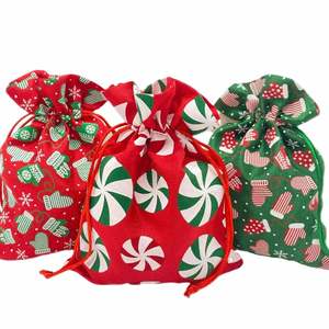 Sacs cadeaux en coton personnalisés avec cordon de serrage pour la fête de naissance ou l'anniversaire, pour bonbons - Product Image 1