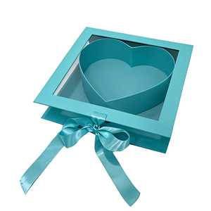 Scatola Regalo Personalizzata di Alta Qualità con Chiusura Magnetica per Bouquet Nuziale e Parrucche - Product Image 3