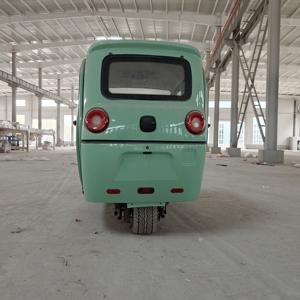 Fabricant chinois de véhicules électriques à quatre roues, guidon de type tricycle, option essence/électrique, autonomie NEDC 101-200 km - Product Image 5