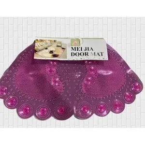 Tapis de sol semi-circulaire Mei Jia en PVC antidérapant pour la protection du sol de la salle de bain - Product Image 3